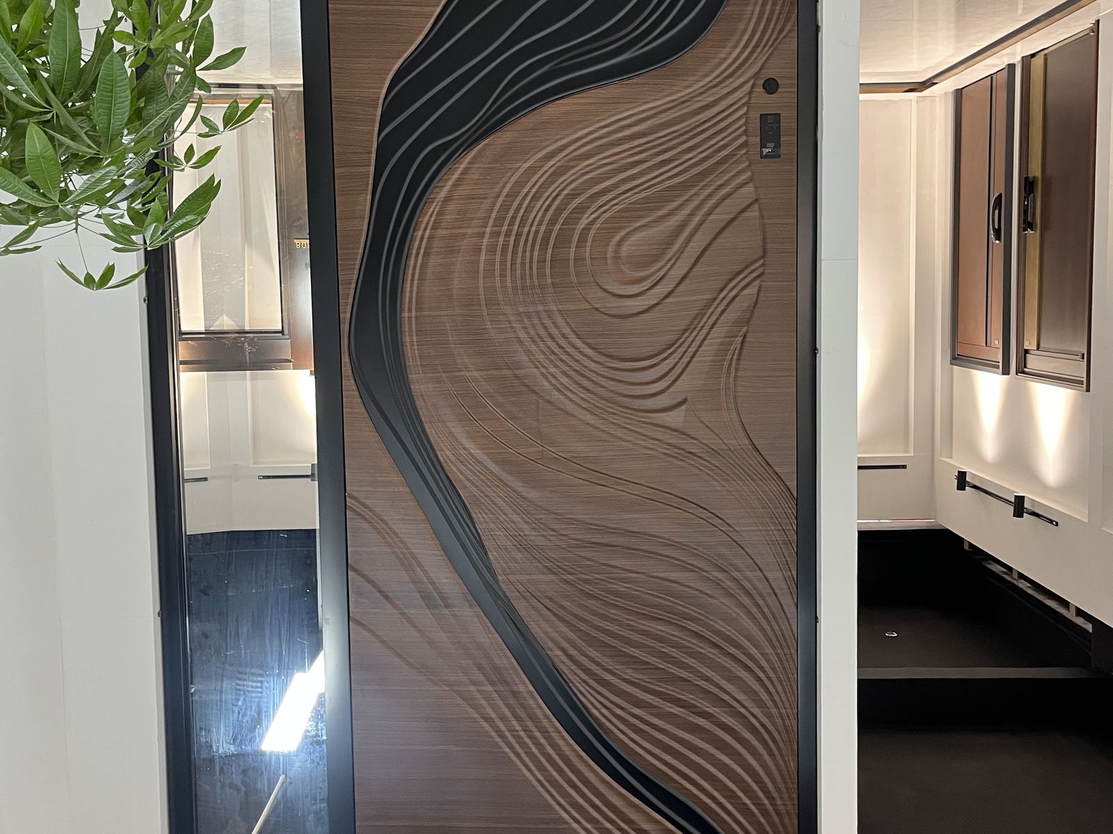 Image needed: showroom or retail frontage with aluminum systems